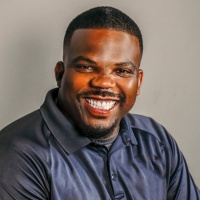 Timothy Alexandar headshot