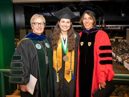 Meet Spring 2023 Valedictorian Lindsey Shrodek