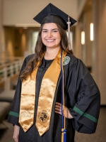 Meet Spring 2023 Valedictorian Lindsey Shrodek