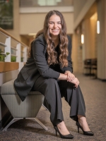 Meet Spring 2023 Valedictorian Lindsey Shrodek